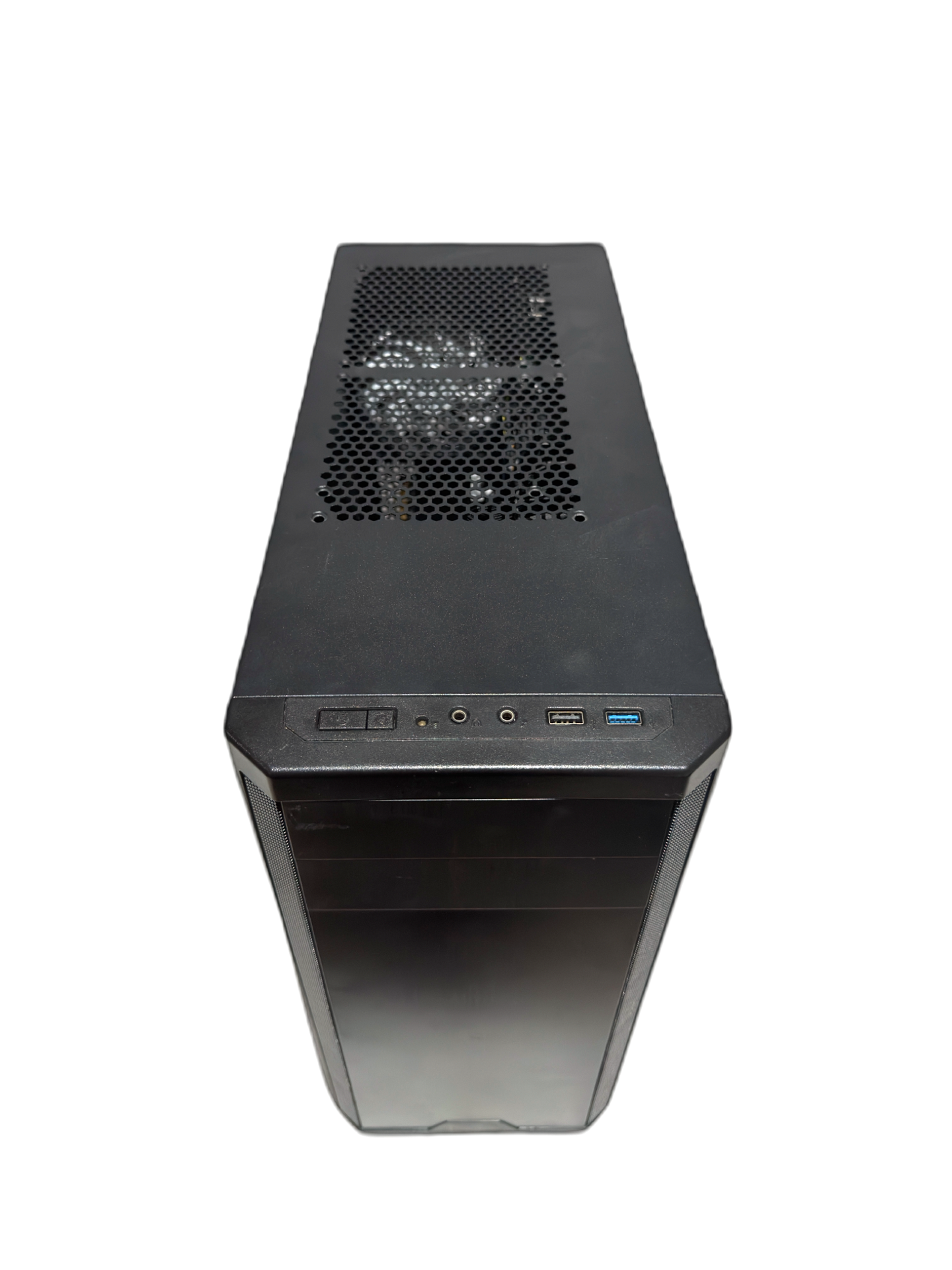 GTX 1070 | I7-6700 | 16 GB RAM