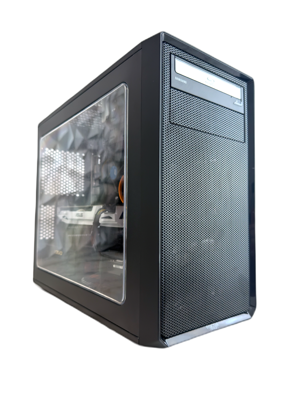 GTX 1060 | I7-7700 | 32 GB RAM