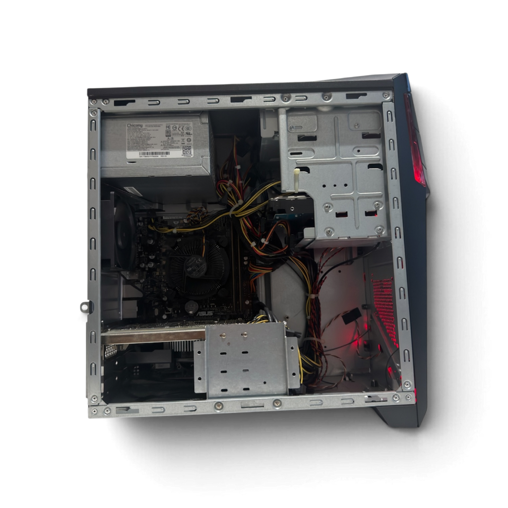 GTX 1060 | I5-7400 | 8 GB RAM